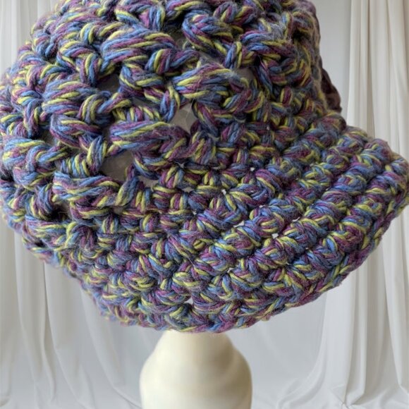 Handmade Crocheted Baby Newsboy Hat Cap Size 6-12 Months (see sizing chart) - Picture 3 of 5
